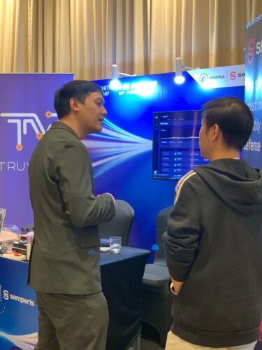 LINE_ALBUM_Zenith 30th Anniversary_251203_9 LINE_ALBUM_Zenith 30th Anniversary_251203_9